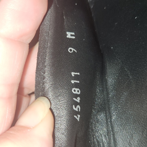 Aquatalia suede loafer with heel size 9 - Picture 16 of 16